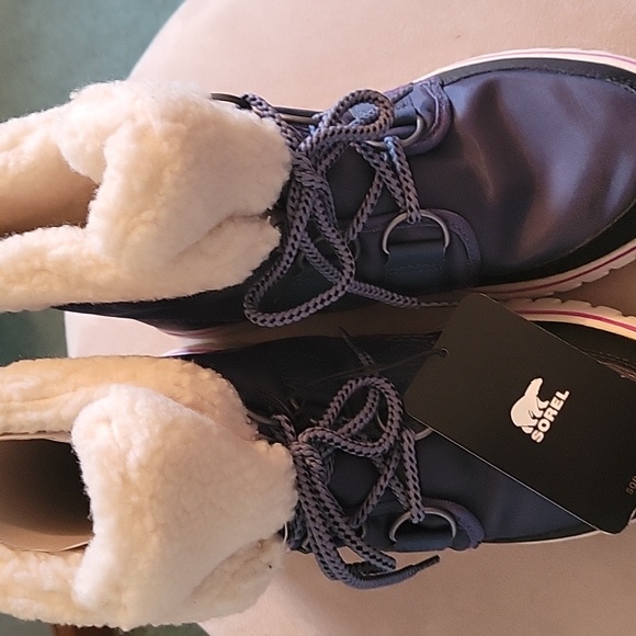 Brand new Sorel boots - Picture 4 of 5